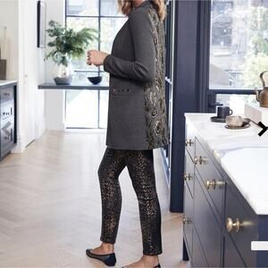 Chicos Women Animal Print Back Open Front Cardigan Sz 2 US Large Pocket Sweater